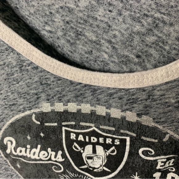 Majestic NFL Las Vegas Raiders Graphic Baseball Style T-Shirt - Picture 2 of 13